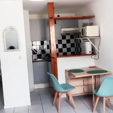 Apartment studio Bordeaux * Bordeaux